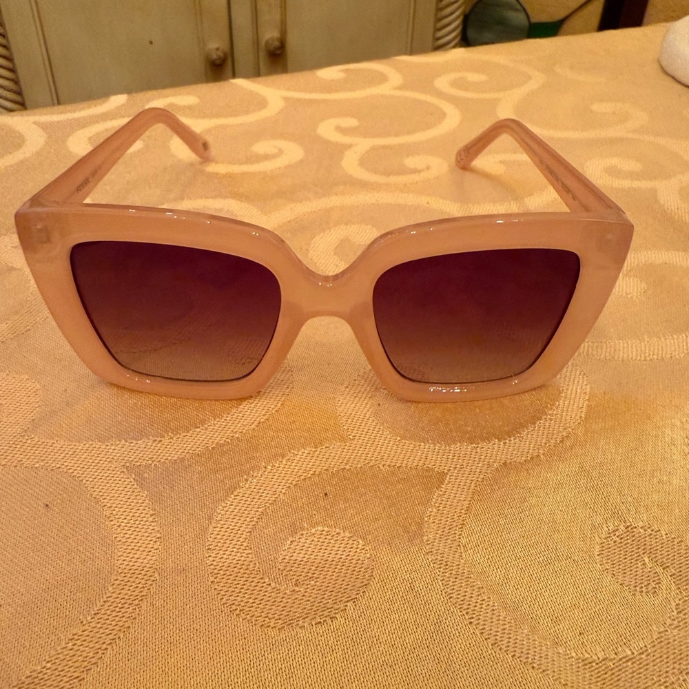 Fossil sunglasssses